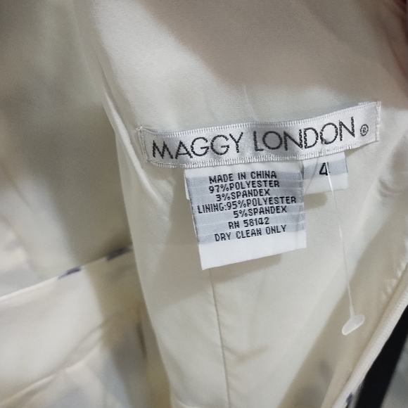 NWOT Maggy London Elegant Floral Print Dress - Picture 8 of 15